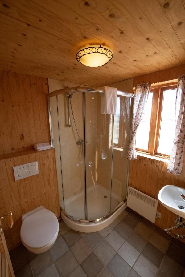 Fjalladyrth Guesthouse Modrudalur ภายนอก รูปภาพ